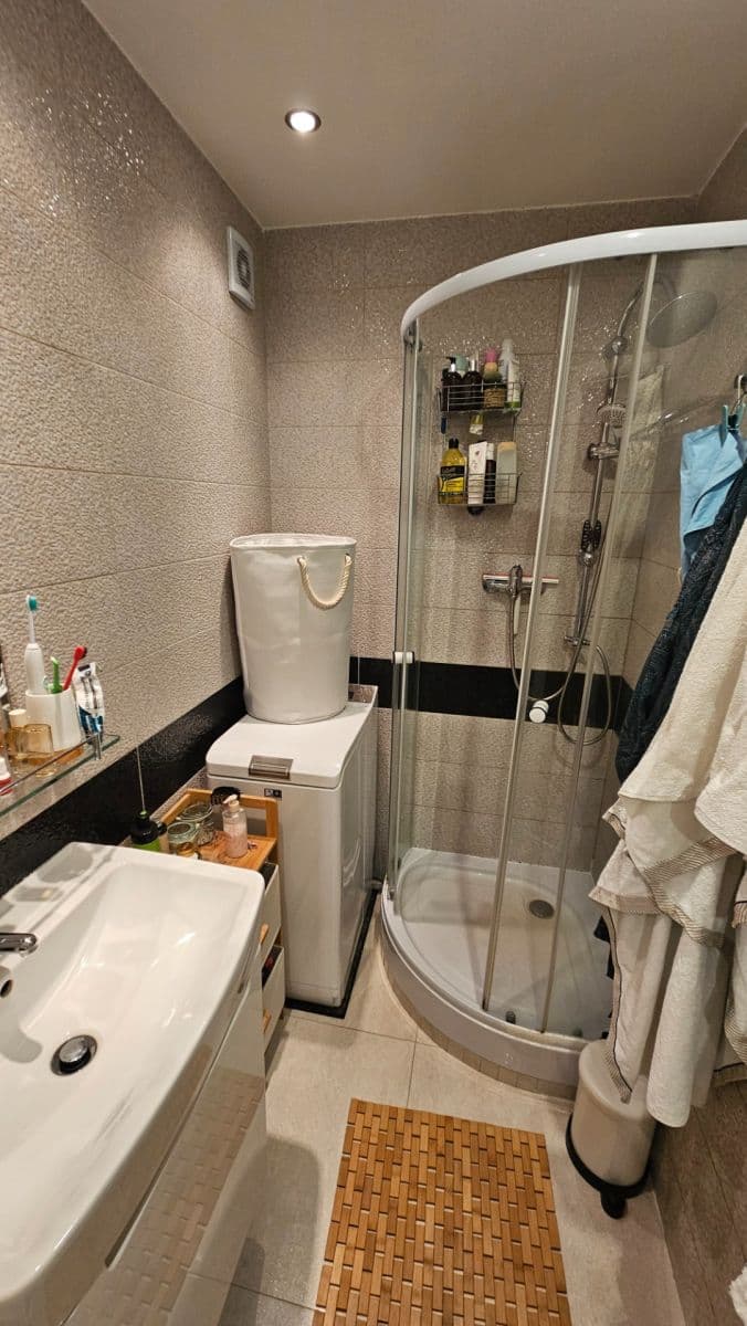 Prenájom bytu 2-izbový 54 m², Milánská, Praha, Praha Prenájom bytu 2-izbový 54 m², Milánská, Praha, Praha