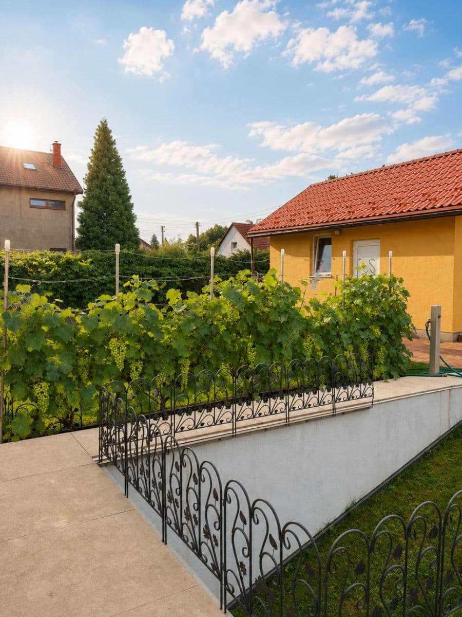 Predaj domu 254 m², pozemok 1.030 m², Zahradní, Libiš, Středočeský kraj Predaj domu 254 m², pozemok 1.030 m², Zahradní, Libiš, Středočeský kraj