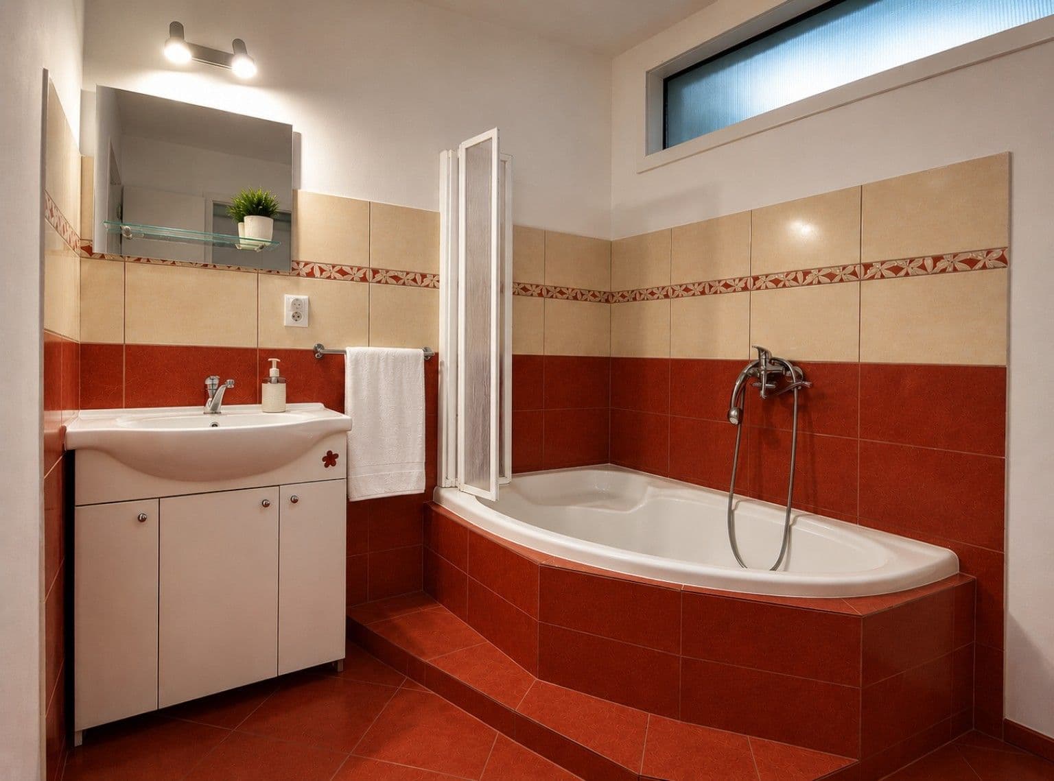 Predaj domu 254 m², pozemok 1.030 m², Zahradní, Libiš, Středočeský kraj Predaj domu 254 m², pozemok 1.030 m², Zahradní, Libiš, Středočeský kraj