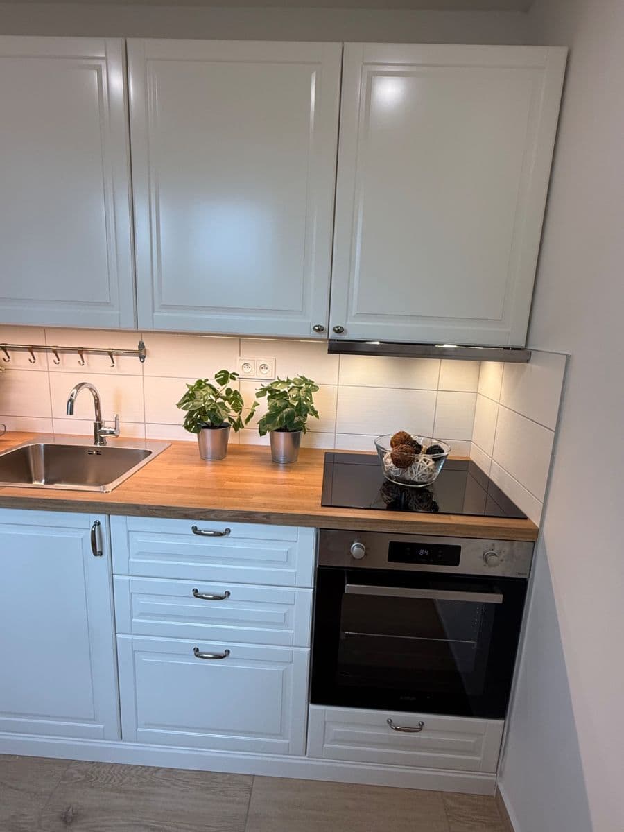 Prenájom bytu 2-izbový 56 m², Provaznická, Ostrava, Moravskoslezský kraj Prenájom bytu 2-izbový 56 m², Provaznická, Ostrava, Moravskoslezský kraj
