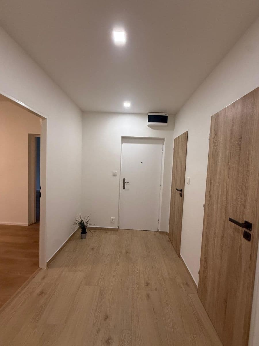 Prenájom bytu 2-izbový 56 m², Provaznická, Ostrava, Moravskoslezský kraj Prenájom bytu 2-izbový 56 m², Provaznická, Ostrava, Moravskoslezský kraj