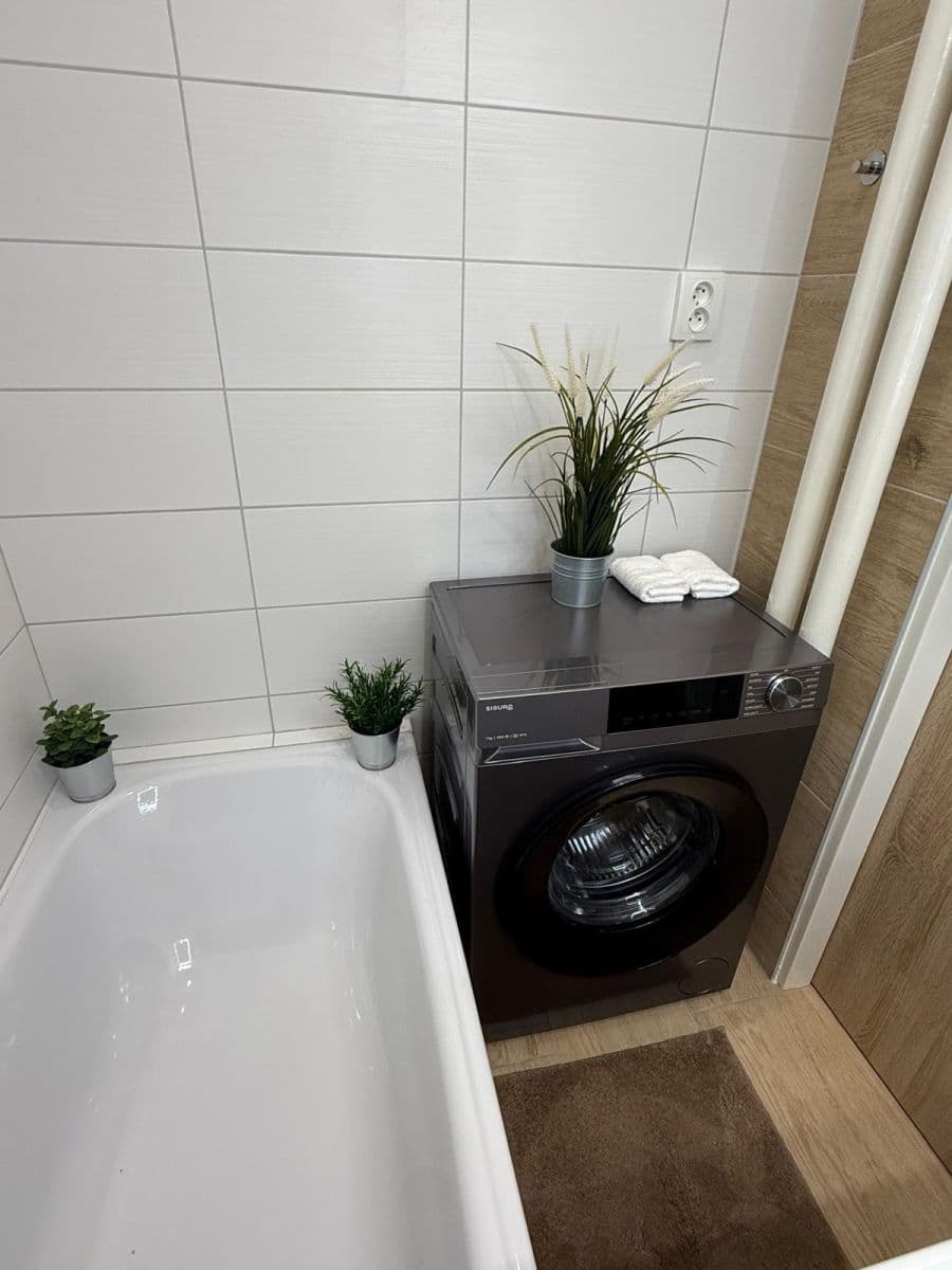 Prenájom bytu 2-izbový 56 m², Provaznická, Ostrava, Moravskoslezský kraj Prenájom bytu 2-izbový 56 m², Provaznická, Ostrava, Moravskoslezský kraj