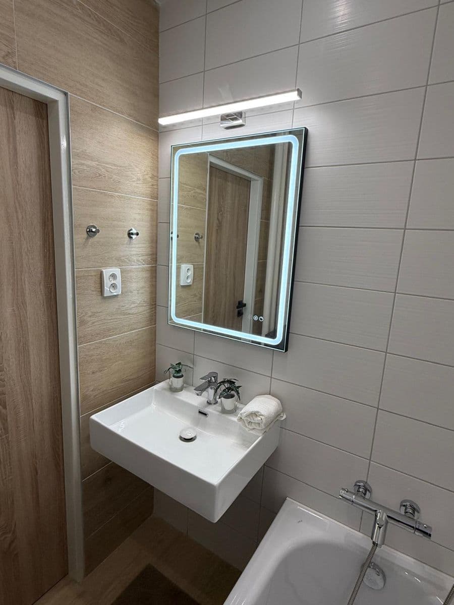 Prenájom bytu 2-izbový 56 m², Provaznická, Ostrava, Moravskoslezský kraj Prenájom bytu 2-izbový 56 m², Provaznická, Ostrava, Moravskoslezský kraj