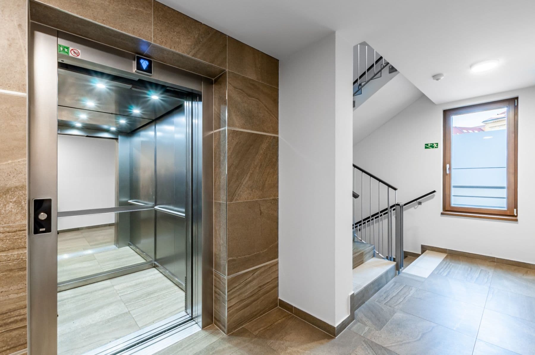 Prenájom bytu 1-izbový 34 m², Bassova, Praha, Praha Prenájom bytu 1-izbový 34 m², Bassova, Praha, Praha