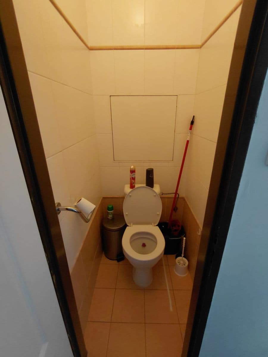 Predaj bytu 3-izbový 70 m², Pod Lipami, Praha, Praha Predaj bytu 3-izbový 70 m², Pod Lipami, Praha, Praha
