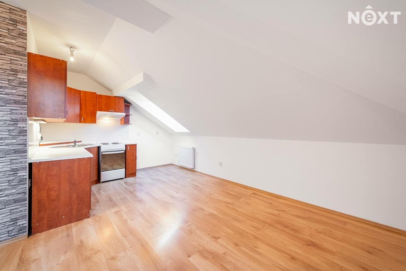 Prenájom bytu 2-izbový 59 m², Jablonského, Plzeň, Plzeňský kraj Prenájom bytu 2-izbový 59 m², Jablonského, Plzeň, Plzeňský kraj