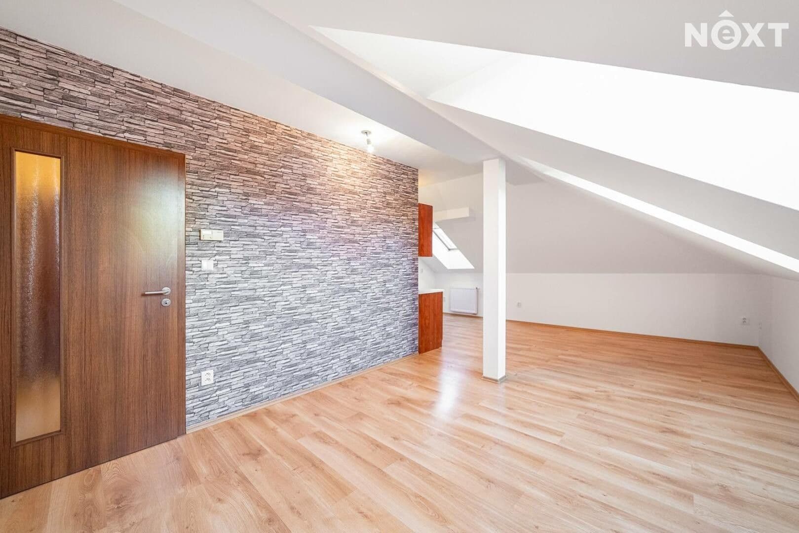 Prenájom bytu 2-izbový 59 m², Jablonského, Plzeň, Plzeňský kraj Prenájom bytu 2-izbový 59 m², Jablonského, Plzeň, Plzeňský kraj