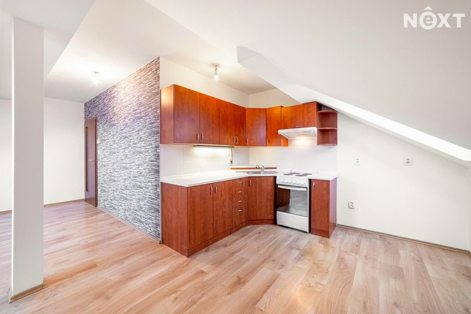 Prenájom bytu 2-izbový 59 m², Jablonského, Plzeň, Plzeňský kraj Prenájom bytu 2-izbový 59 m², Jablonského, Plzeň, Plzeňský kraj
