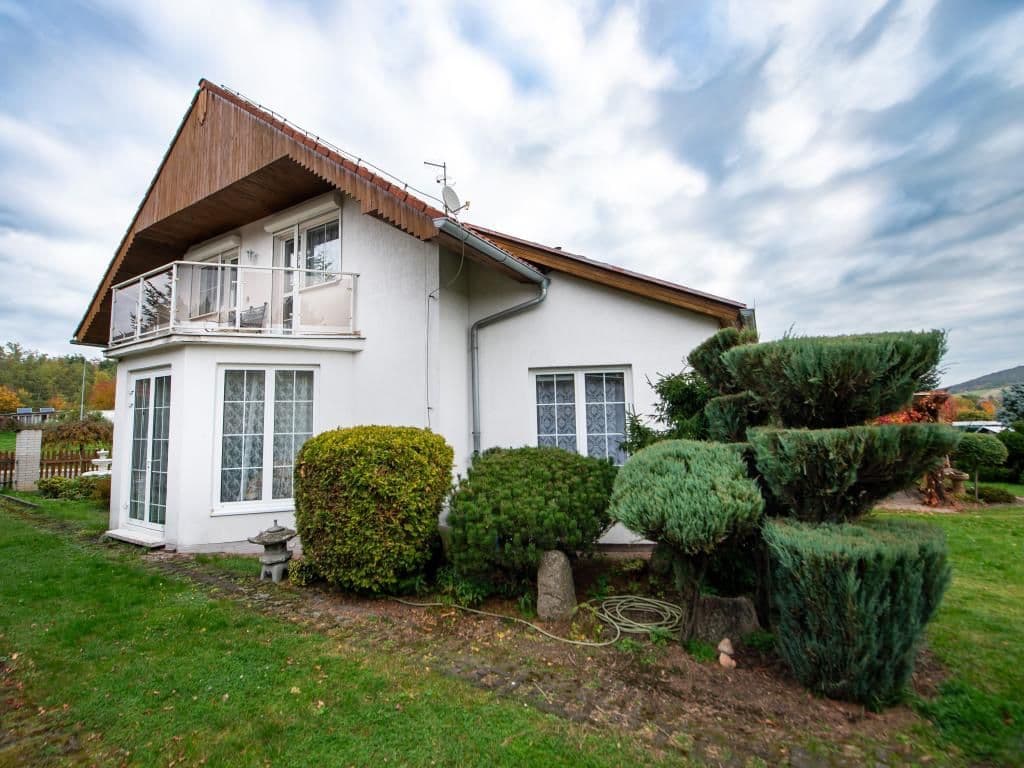 Predaj domu 160 m², pozemok 2.883 m², Mostecká, Braňany, Ústecký kraj Predaj domu 160 m², pozemok 2.883 m², Mostecká, Braňany, Ústecký kraj