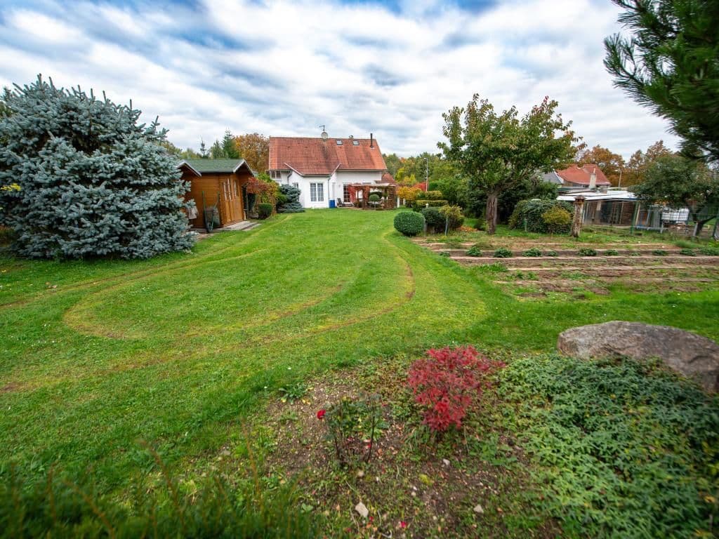 Predaj domu 160 m², pozemok 2.883 m², Mostecká, Braňany, Ústecký kraj Predaj domu 160 m², pozemok 2.883 m², Mostecká, Braňany, Ústecký kraj