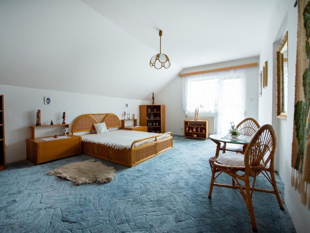 Predaj domu 160 m², pozemok 2.883 m², Mostecká, Braňany, Ústecký kraj Predaj domu 160 m², pozemok 2.883 m², Mostecká, Braňany, Ústecký kraj
