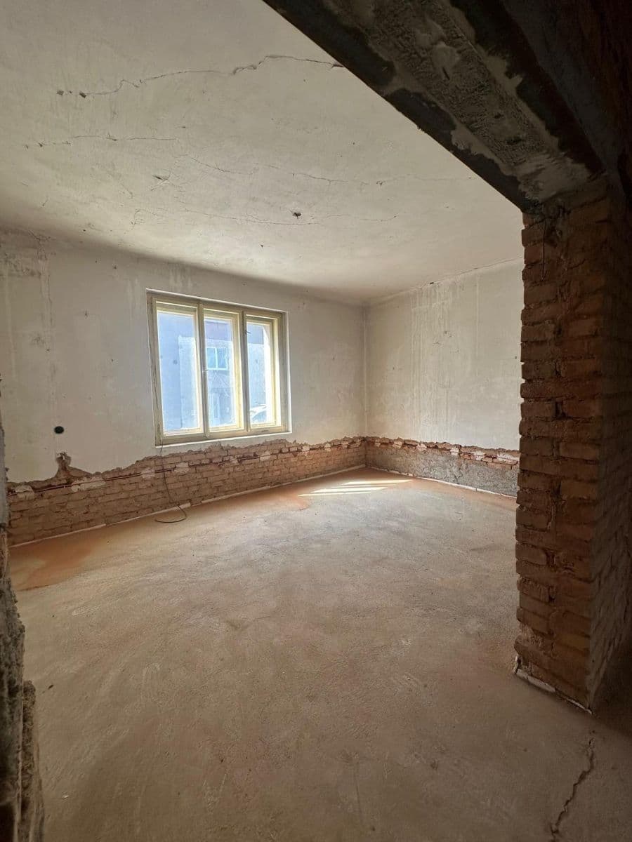 Predaj domu 107 m², pozemok 175 m², Jiráskova, Rakovník, Středočeský kraj Predaj domu 107 m², pozemok 175 m², Jiráskova, Rakovník, Středočeský kraj