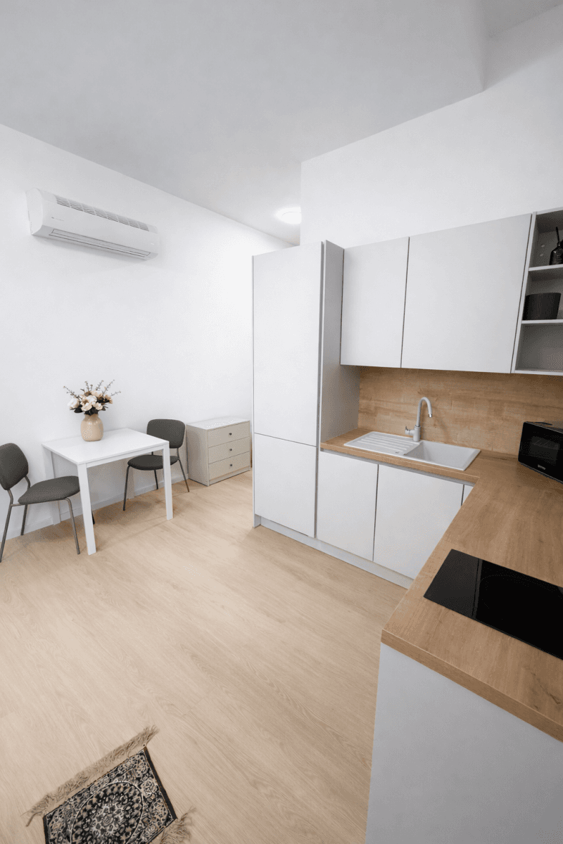 Prenájom bytu 1-izbový 45 m², Poštová, Bratislava - mestská časť Staré Mesto, Bratislavský kraj Prenájom bytu 1-izbový 45 m², Poštová, Bratislava - mestská časť Staré Mesto, Bratislavský kraj