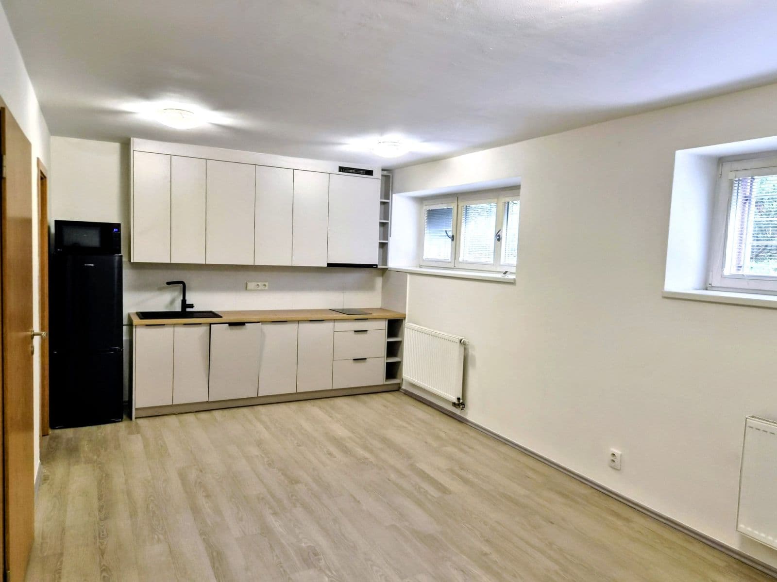 Prenájom bytu 1-izbový 35 m², Na Záhonech, Praha, Praha Prenájom bytu 1-izbový 35 m², Na Záhonech, Praha, Praha