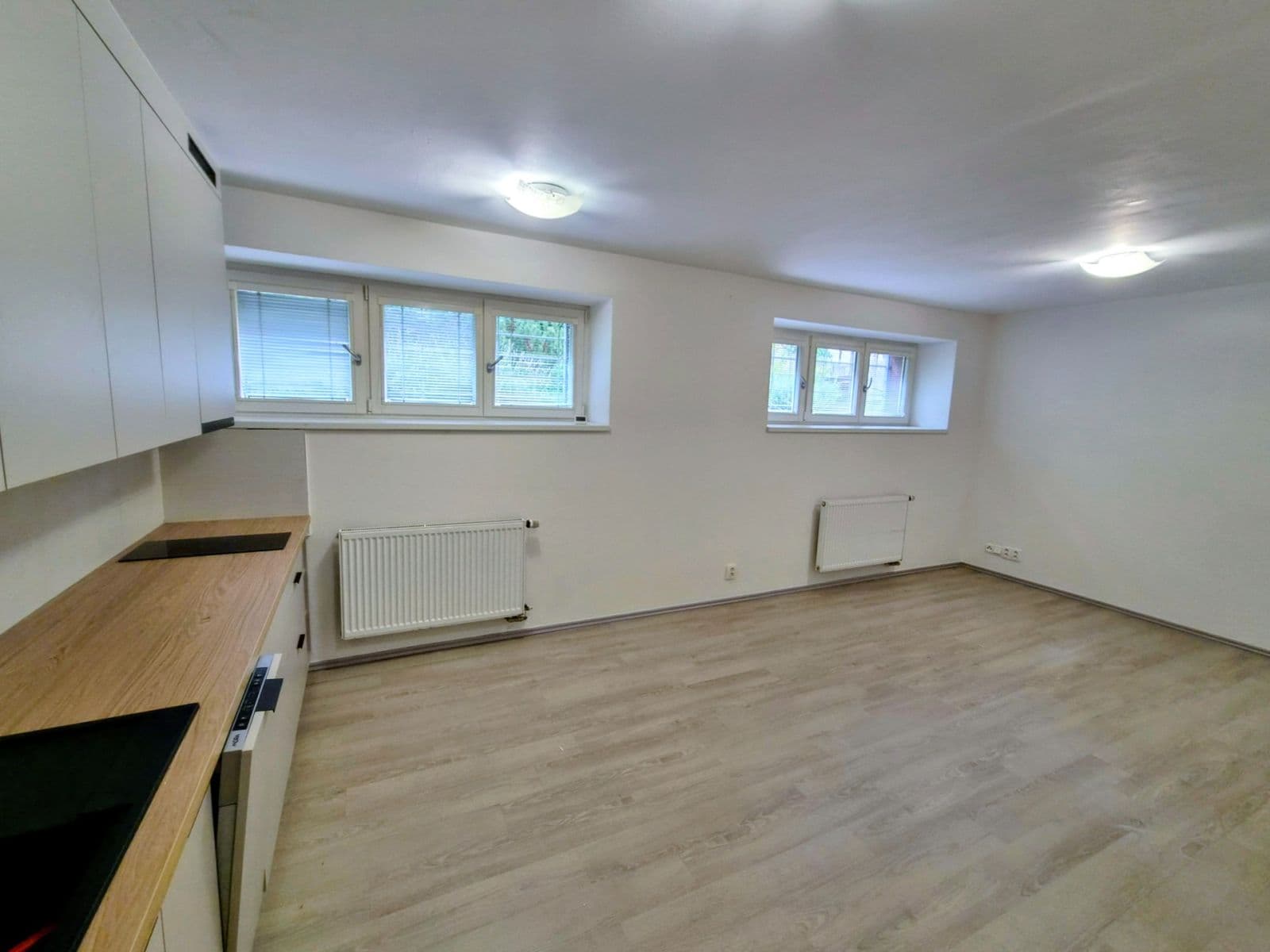 Prenájom bytu 1-izbový 35 m², Na Záhonech, Praha, Praha Prenájom bytu 1-izbový 35 m², Na Záhonech, Praha, Praha