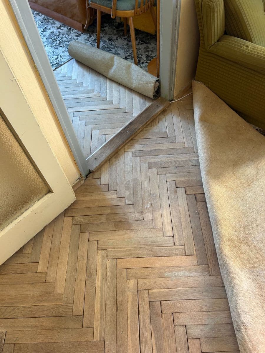 Predaj bytu 2-izbový 50 m², Haškova, Chomutov, Ústecký kraj Predaj bytu 2-izbový 50 m², Haškova, Chomutov, Ústecký kraj