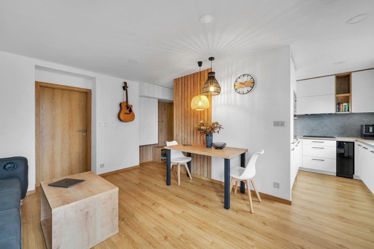 Predaj bytu 3-izbový 76 m², Koubovka, Červený Kostelec, Královéhradecký kraj Predaj bytu 3-izbový 76 m², Koubovka, Červený Kostelec, Královéhradecký kraj
