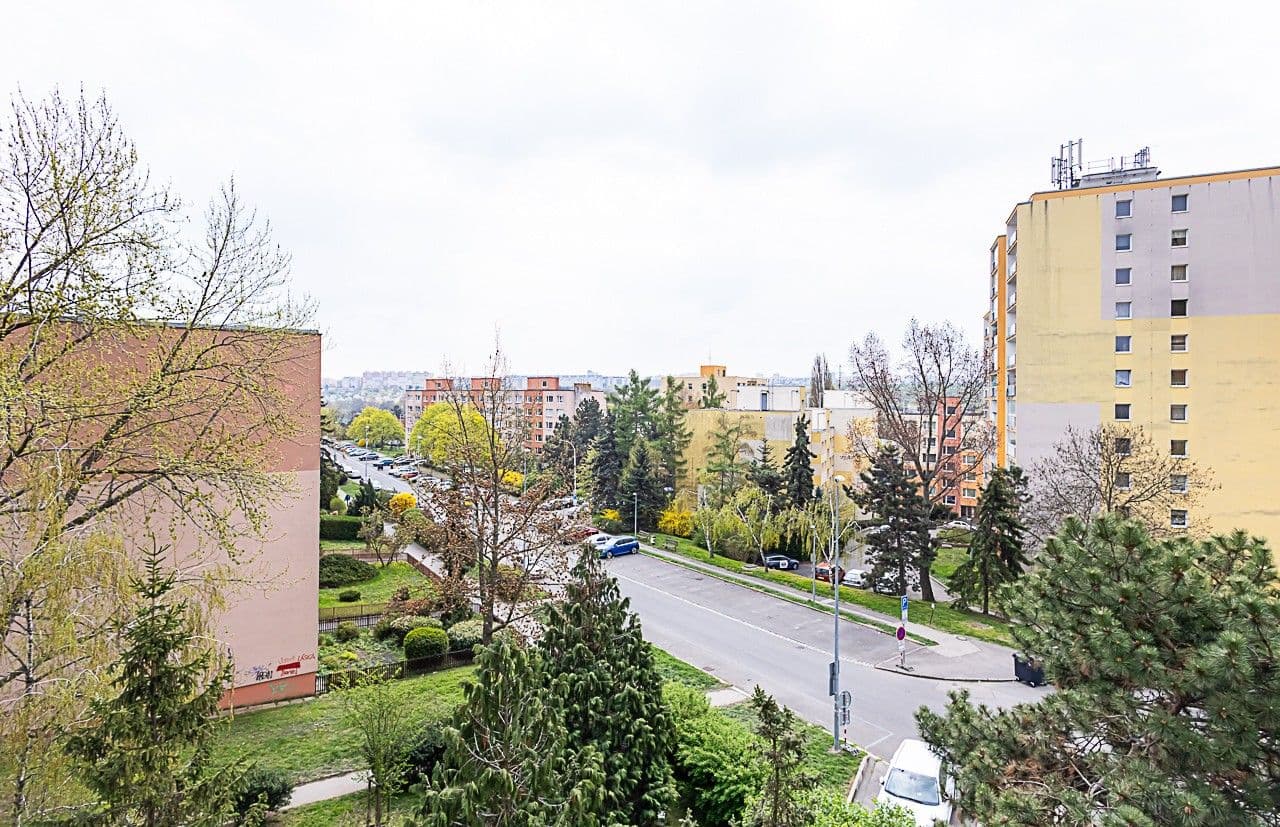 Predaj bytu 3-izbový 77 m², Hvozdíková, Praha, Praha Predaj bytu 3-izbový 77 m², Hvozdíková, Praha, Praha
