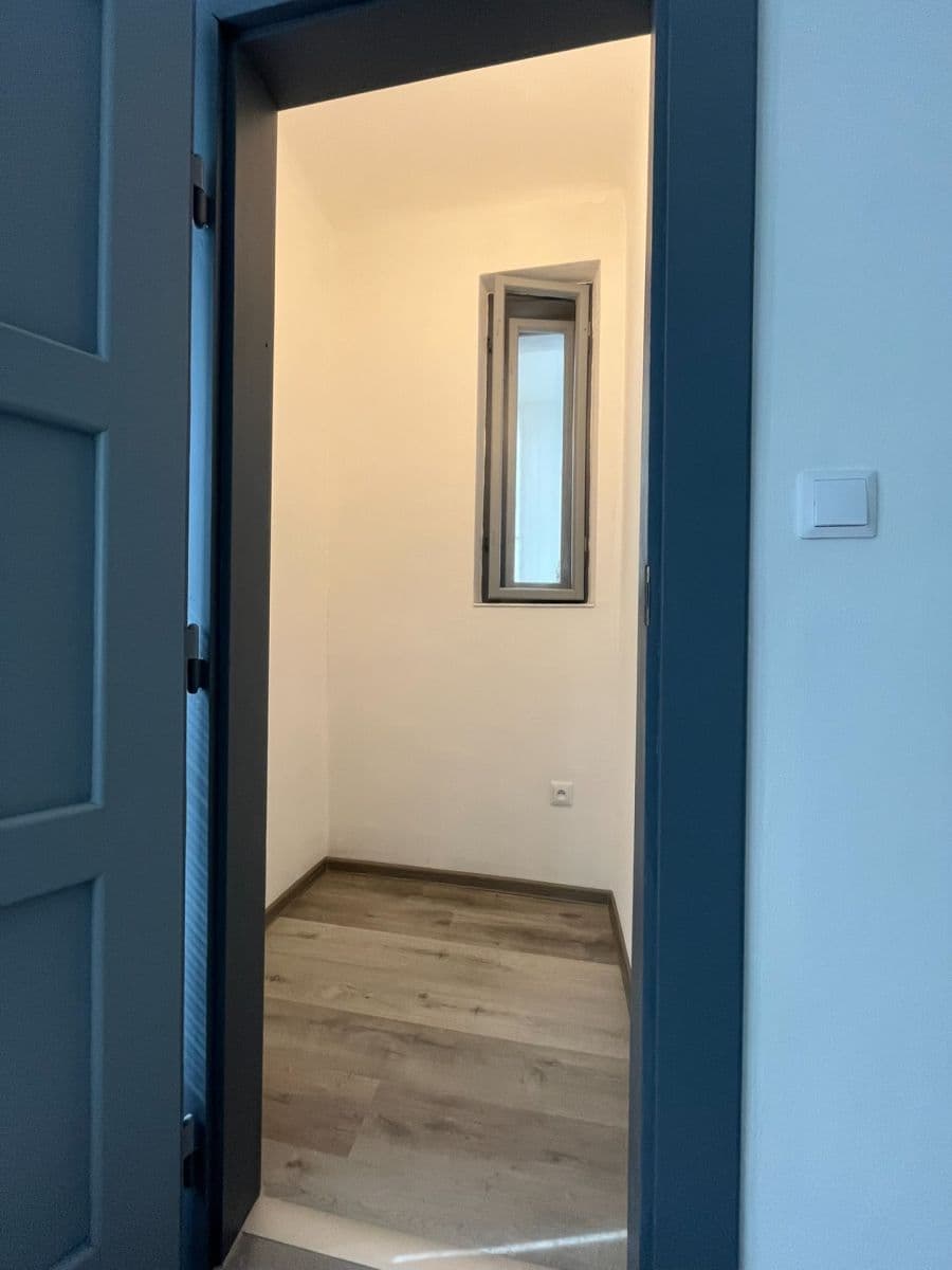 Prenájom bytu 2-izbový 56 m², Na Vyhlídce, Jihlava, Kraj Vysočina Prenájom bytu 2-izbový 56 m², Na Vyhlídce, Jihlava, Kraj Vysočina
