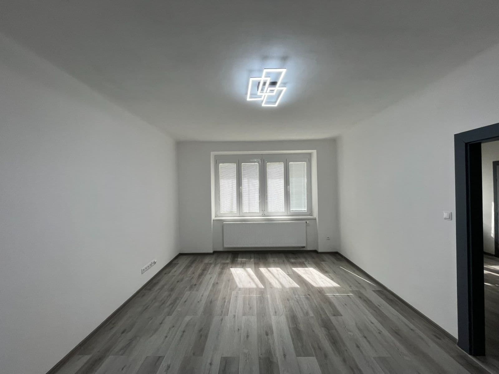 Prenájom bytu 2-izbový 56 m², Na Vyhlídce, Jihlava, Kraj Vysočina Prenájom bytu 2-izbový 56 m², Na Vyhlídce, Jihlava, Kraj Vysočina