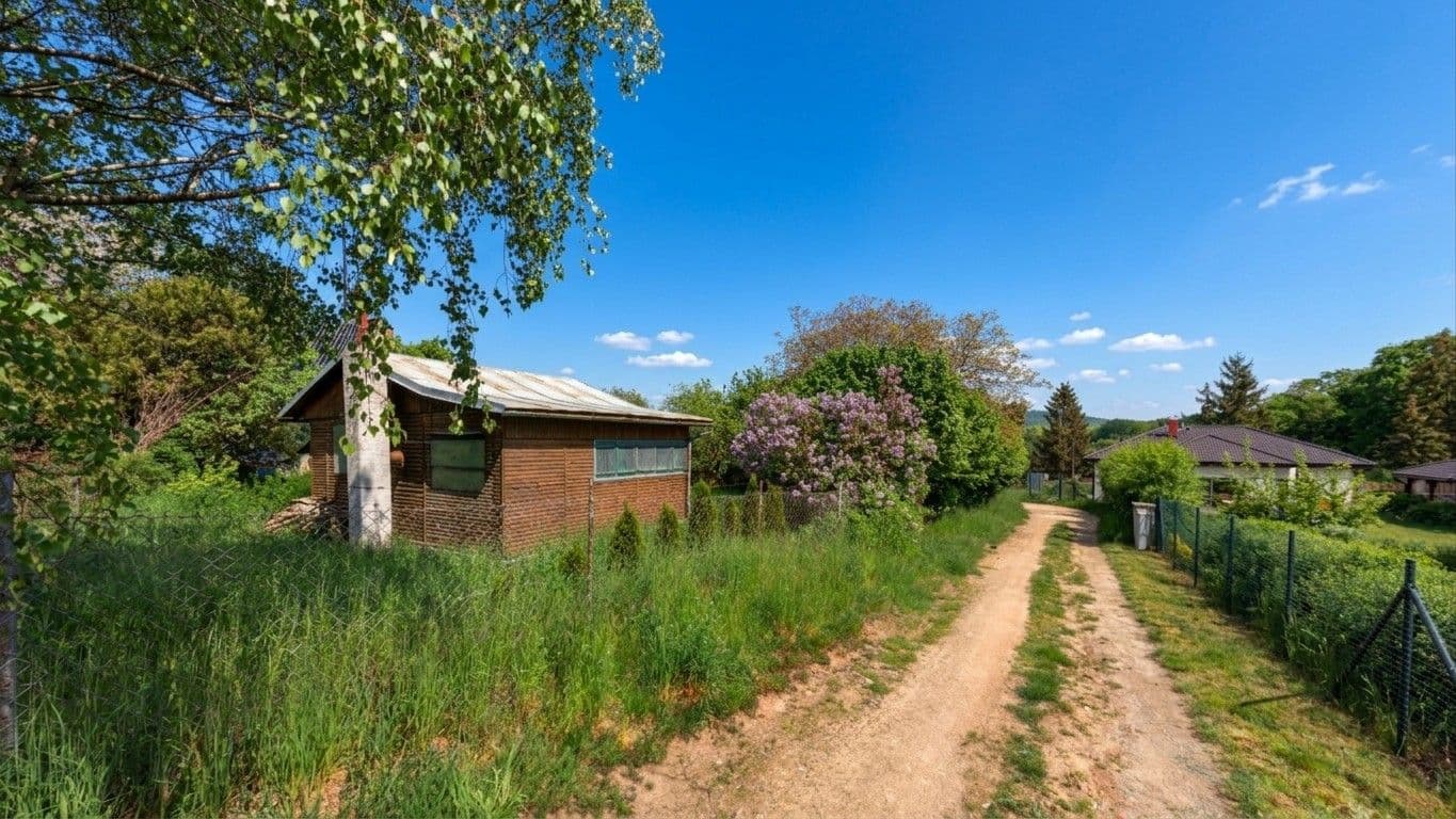 Predaj pozemku 602 m², Višňovka II, Kamenice, Středočeský kraj Predaj pozemku 602 m², Višňovka II, Kamenice, Středočeský kraj