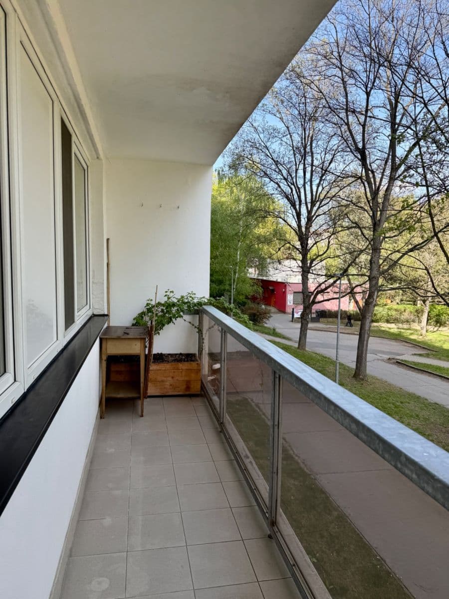 Prenájom bytu 2-izbový 40 m², Mirovická, Praha, Praha Prenájom bytu 2-izbový 40 m², Mirovická, Praha, Praha