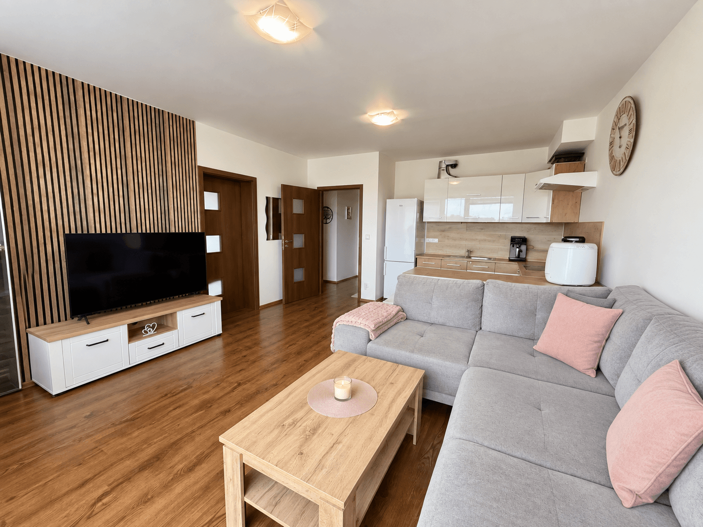Prenájom bytu 3-izbový 65 m², Ořešín, Buštěhrad, Středočeský kraj Prenájom bytu 3-izbový 65 m², Ořešín, Buštěhrad, Středočeský kraj
