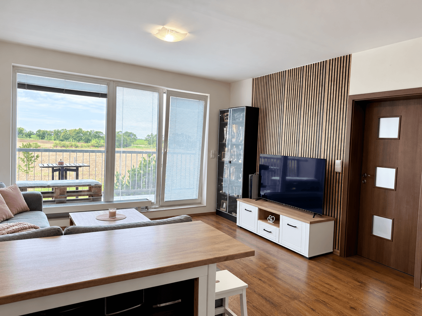 Prenájom bytu 3-izbový 65 m², Ořešín, Buštěhrad, Středočeský kraj Prenájom bytu 3-izbový 65 m², Ořešín, Buštěhrad, Středočeský kraj