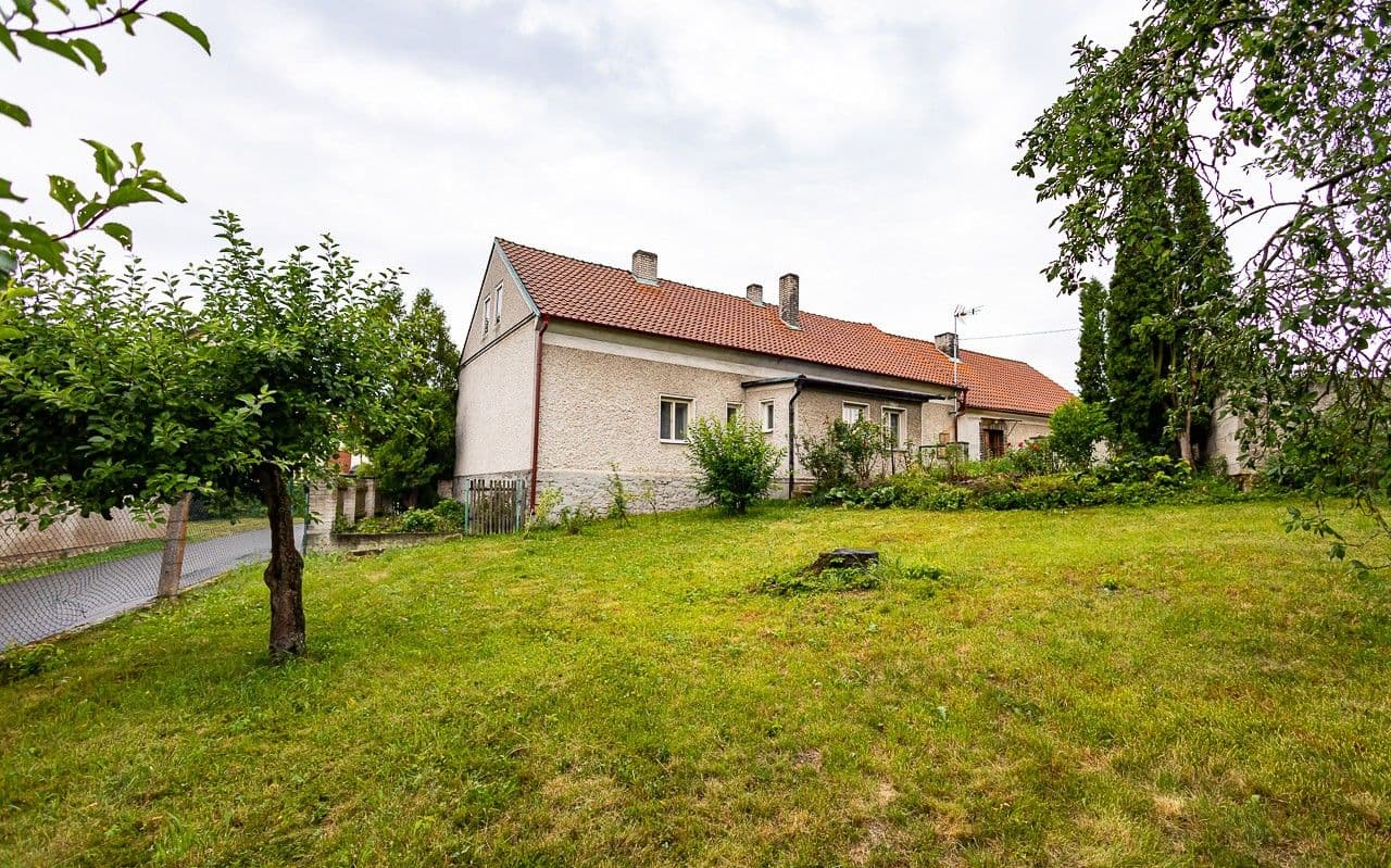 Predaj domu 197 m², pozemok 5.878 m², Zaječov, Středočeský kraj Predaj domu 197 m², pozemok 5.878 m², Zaječov, Středočeský kraj