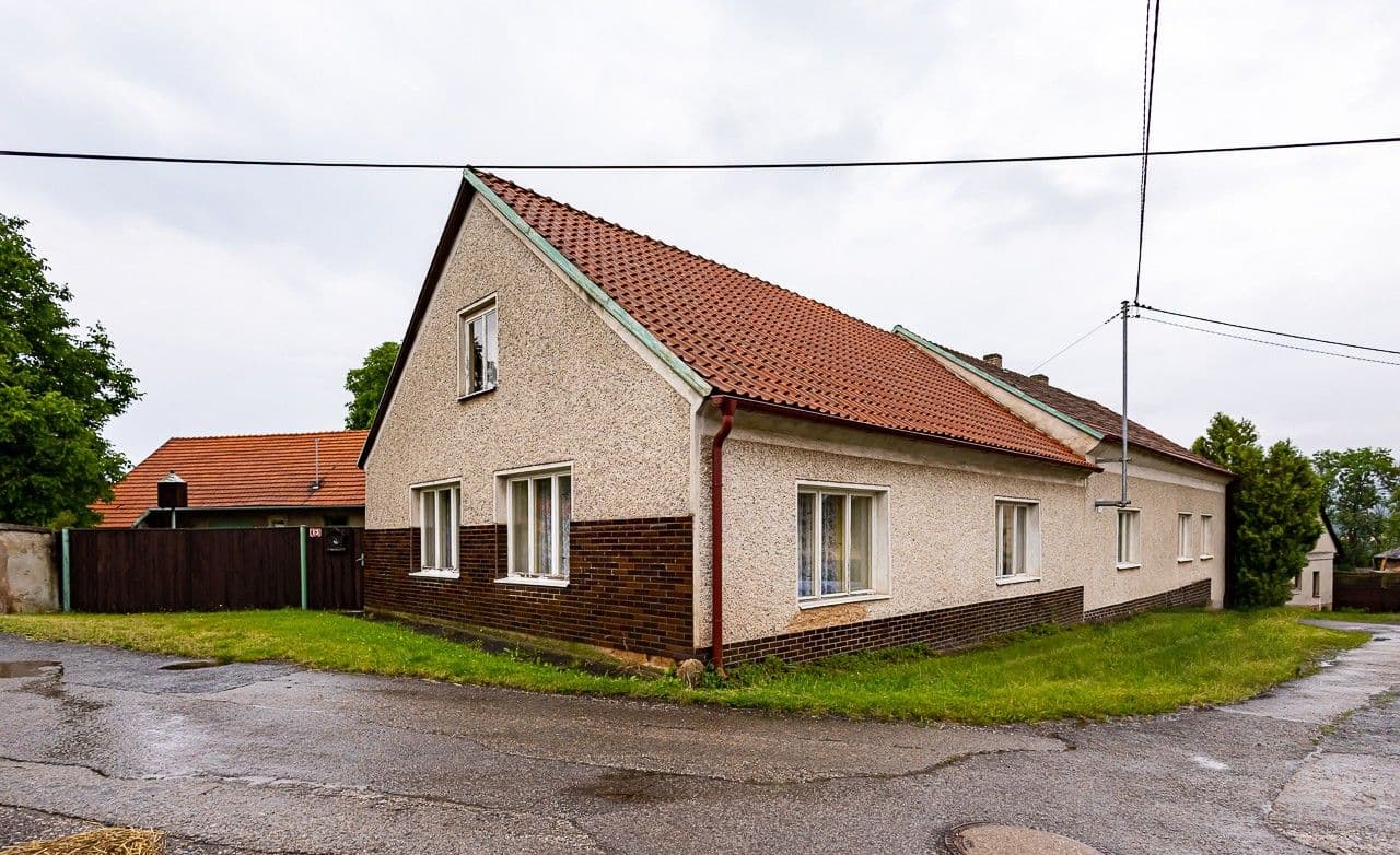 Predaj domu 197 m², pozemok 5.878 m², Zaječov, Středočeský kraj Predaj domu 197 m², pozemok 5.878 m², Zaječov, Středočeský kraj