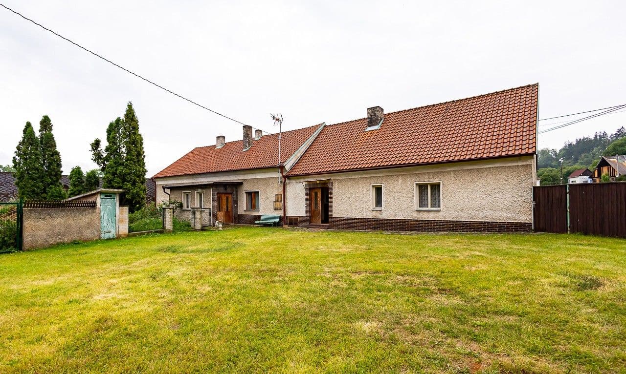 Predaj domu 197 m², pozemok 5.878 m², Zaječov, Středočeský kraj Predaj domu 197 m², pozemok 5.878 m², Zaječov, Středočeský kraj