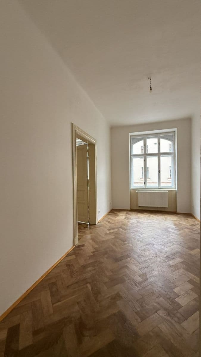Prenájom bytu 2-izbový 70 m², Dukelských hrdinů, Praha, Praha Prenájom bytu 2-izbový 70 m², Dukelských hrdinů, Praha, Praha