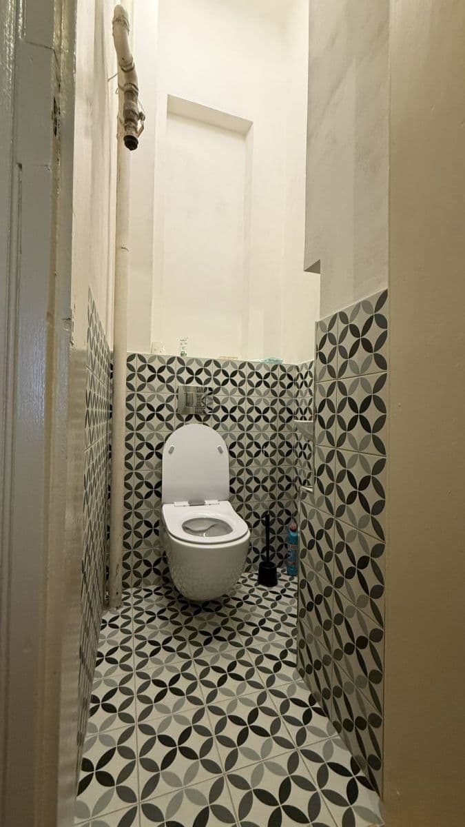 Prenájom bytu 2-izbový 70 m², Dukelských hrdinů, Praha, Praha Prenájom bytu 2-izbový 70 m², Dukelských hrdinů, Praha, Praha
