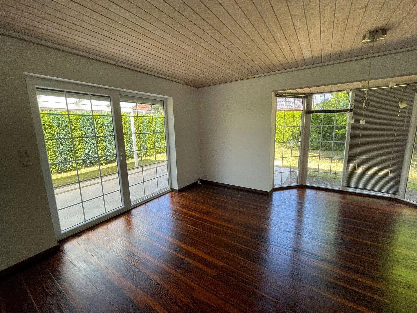 Predaj domu 118 m², pozemok 468 m², Reinbek, Šlezvicko-Holštajnsko Predaj domu 118 m², pozemok 468 m², Reinbek, Šlezvicko-Holštajnsko