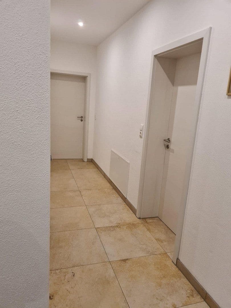 Prenájom bytu 3-izbový 90 m², Bechhofen, Bavorsko Prenájom bytu 3-izbový 90 m², Bechhofen, Bavorsko