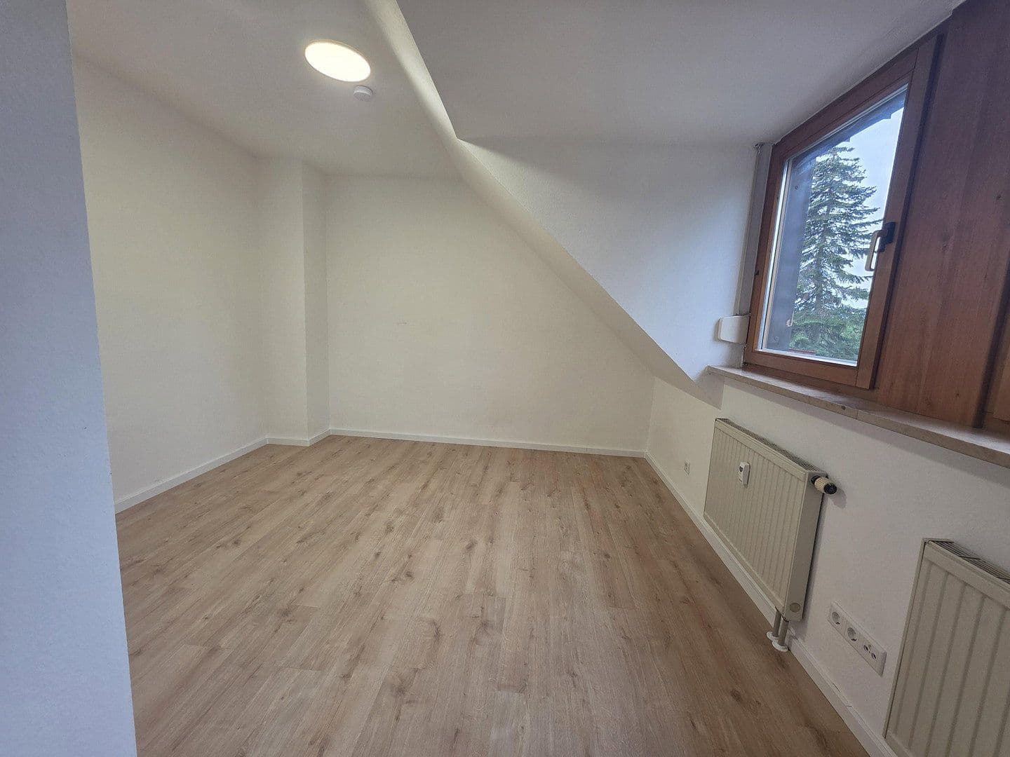 Predaj bytu 1-izbový 22 m², Lortzingstraße 11, Fürth, Bavorsko Predaj bytu 1-izbový 22 m², Lortzingstraße 11, Fürth, Bavorsko