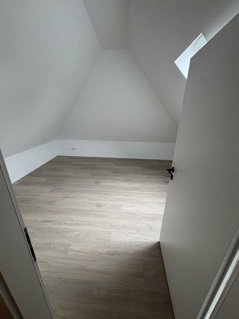 Predaj domu 104 m², pozemok 437 m², Neustadt am Rübenberge, Dolné Sasko Predaj domu 104 m², pozemok 437 m², Neustadt am Rübenberge, Dolné Sasko