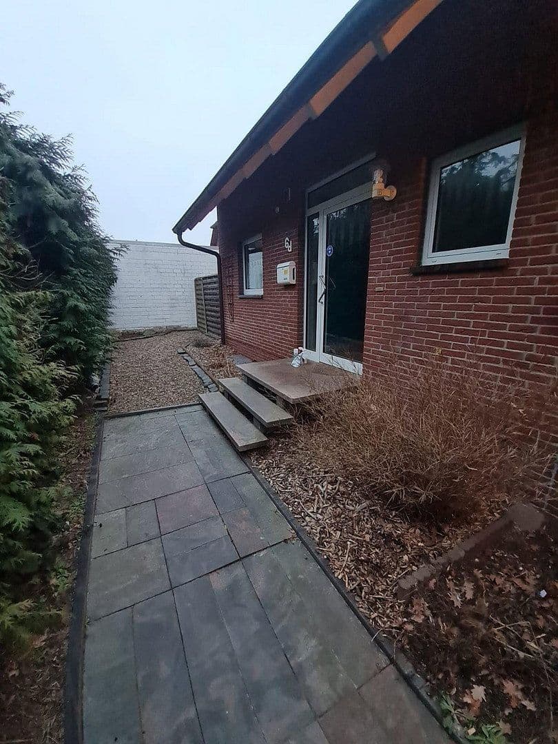 Predaj domu 104 m², pozemok 437 m², Neustadt am Rübenberge, Dolné Sasko Predaj domu 104 m², pozemok 437 m², Neustadt am Rübenberge, Dolné Sasko