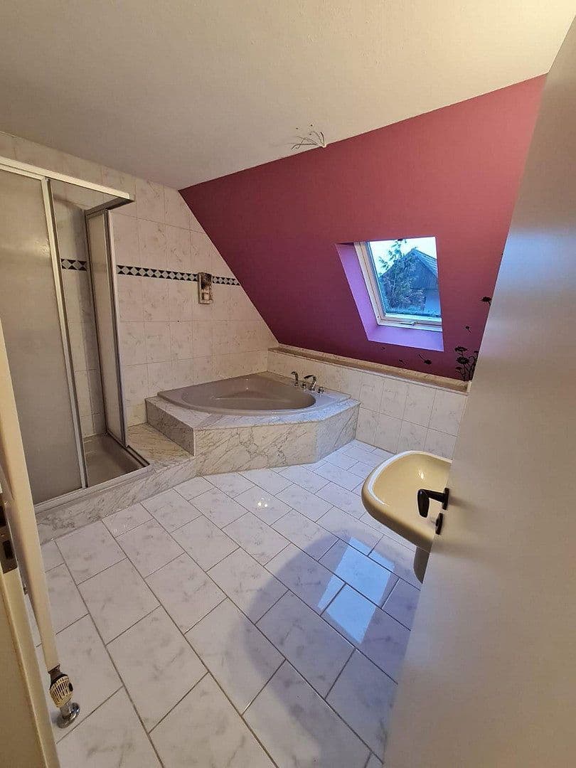 Predaj domu 104 m², pozemok 437 m², Neustadt am Rübenberge, Dolné Sasko Predaj domu 104 m², pozemok 437 m², Neustadt am Rübenberge, Dolné Sasko