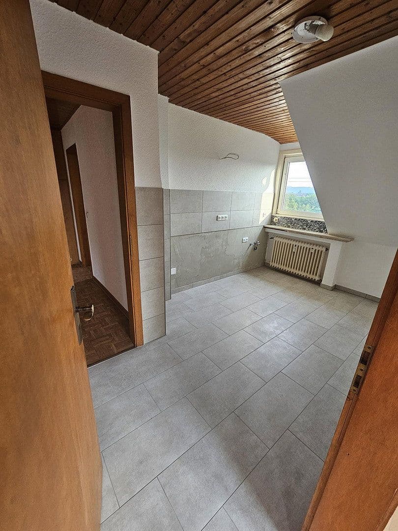 Prenájom bytu 3-izbový 82 m², Eichenweg 4, Hamm Sieg, Severné Porýnie - Westfálsko Prenájom bytu 3-izbový 82 m², Eichenweg 4, Hamm Sieg, Severné Porýnie - Westfálsko