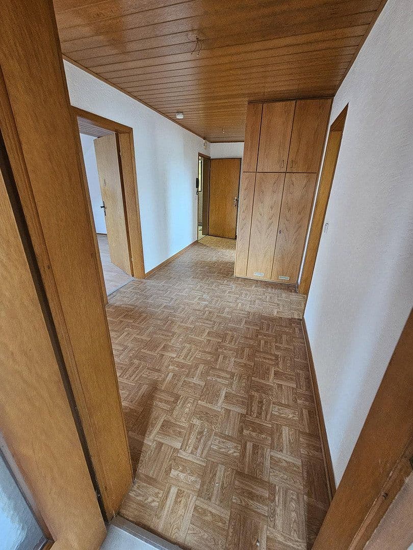 Prenájom bytu 3-izbový 82 m², Eichenweg 4, Hamm Sieg, Severné Porýnie - Westfálsko Prenájom bytu 3-izbový 82 m², Eichenweg 4, Hamm Sieg, Severné Porýnie - Westfálsko