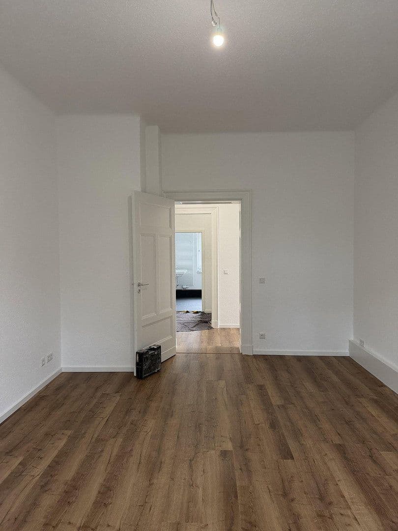 Prenájom kancelárie 122 m², Wilhelmstraße 4, Dallgow-Döberitz, Brandenbursko Prenájom kancelárie 122 m², Wilhelmstraße 4, Dallgow-Döberitz, Brandenbursko