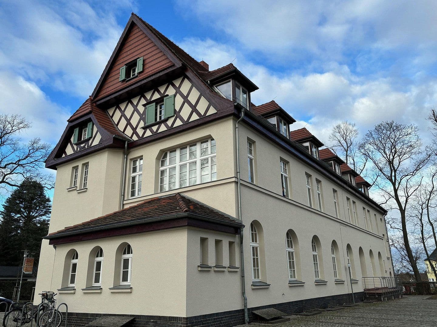 Prenájom kancelárie 122 m², Wilhelmstraße 4, Dallgow-Döberitz, Brandenbursko Prenájom kancelárie 122 m², Wilhelmstraße 4, Dallgow-Döberitz, Brandenbursko
