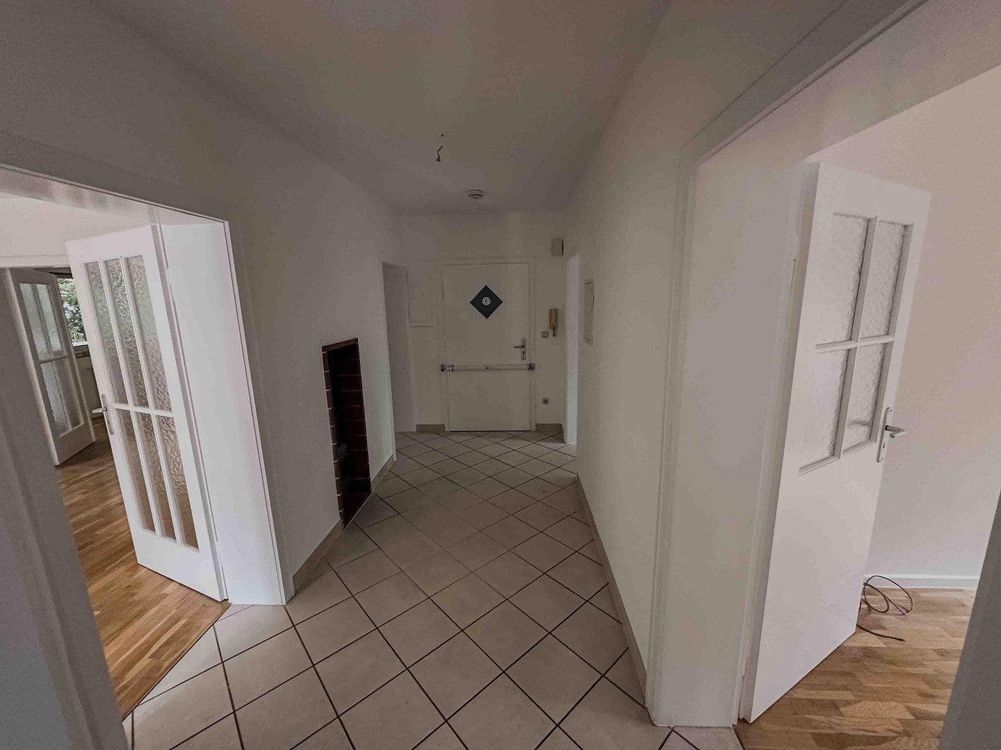 Prenájom bytu 4-izbový 119 m², Hobrechtstraße 12, Darmstadt, Hesensko Prenájom bytu 4-izbový 119 m², Hobrechtstraße 12, Darmstadt, Hesensko