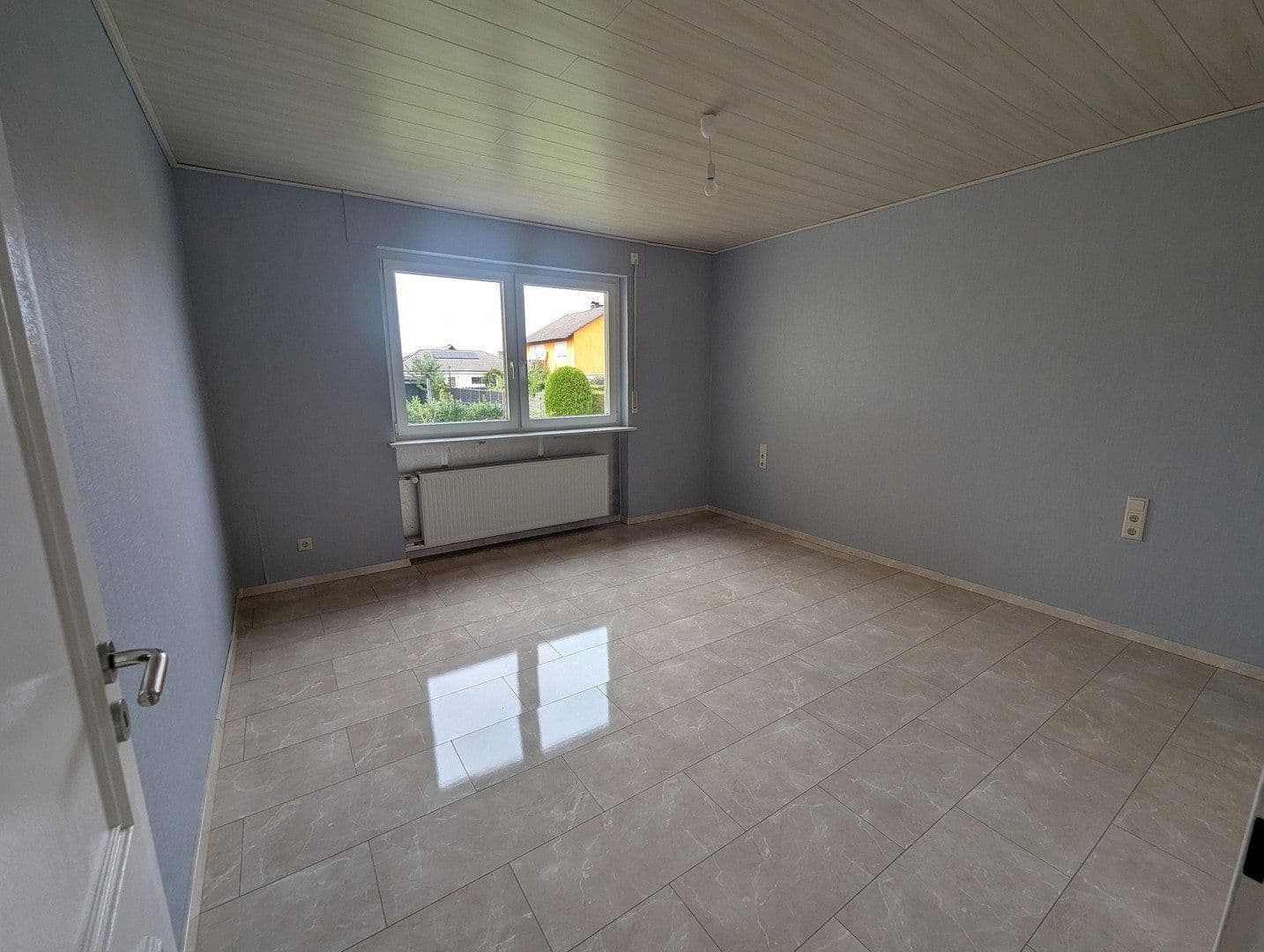 Predaj domu 234 m², pozemok 939 m², Hessisch Lichtenau, Hesensko Predaj domu 234 m², pozemok 939 m², Hessisch Lichtenau, Hesensko