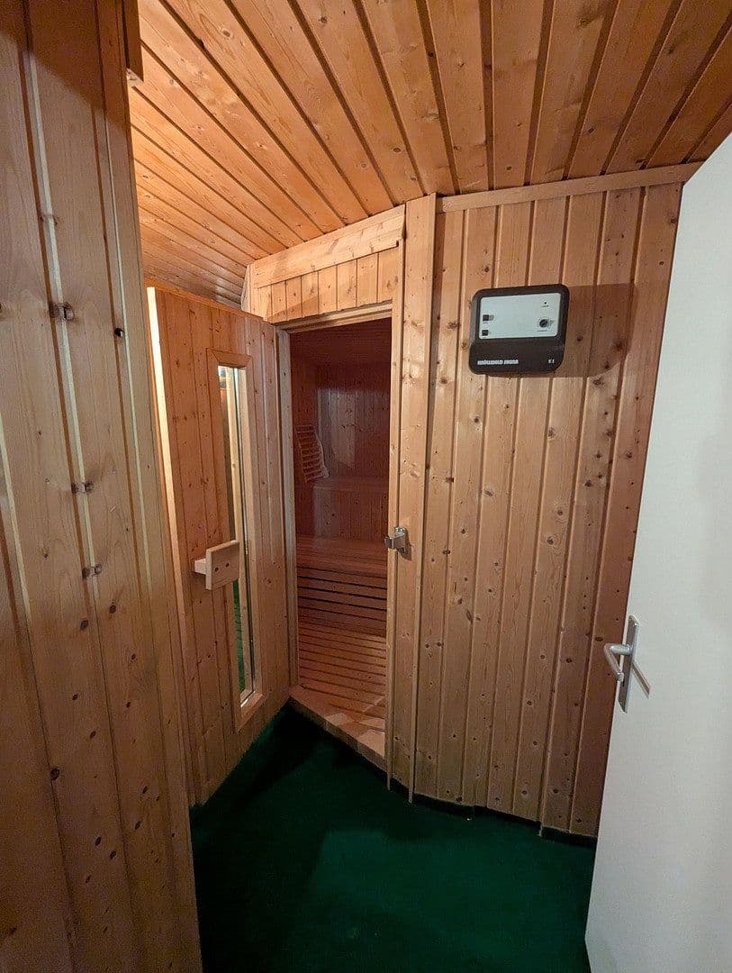 Predaj domu 234 m², pozemok 939 m², Hessisch Lichtenau, Hesensko Predaj domu 234 m², pozemok 939 m², Hessisch Lichtenau, Hesensko