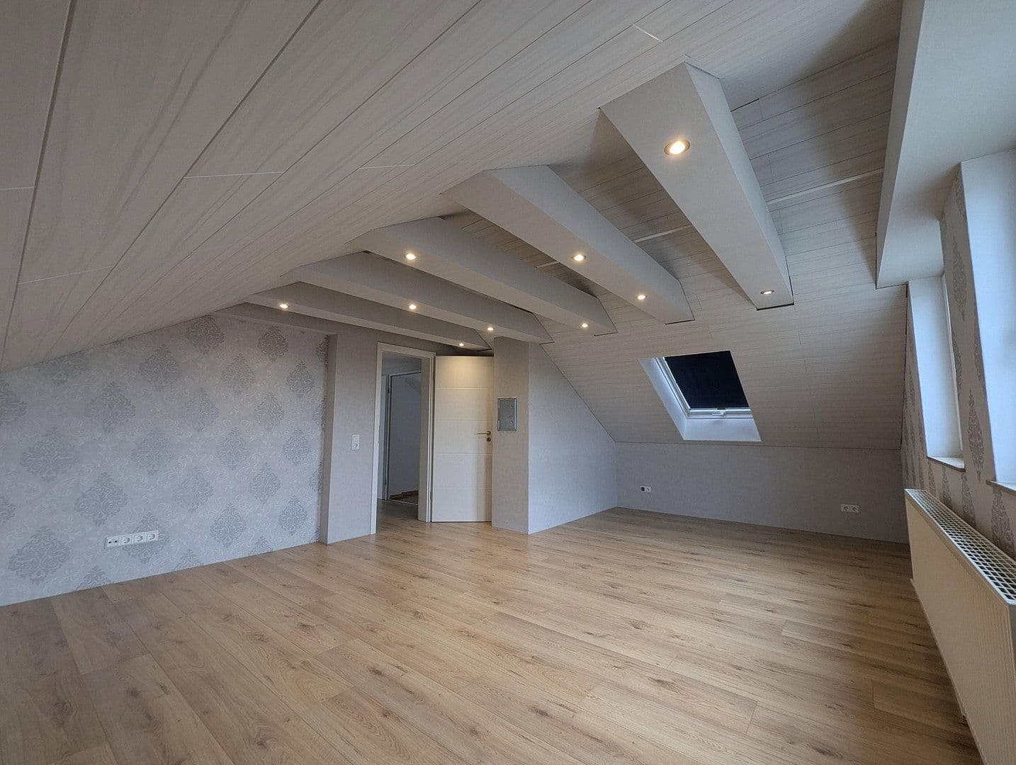 Predaj domu 234 m², pozemok 939 m², Hessisch Lichtenau, Hesensko Predaj domu 234 m², pozemok 939 m², Hessisch Lichtenau, Hesensko