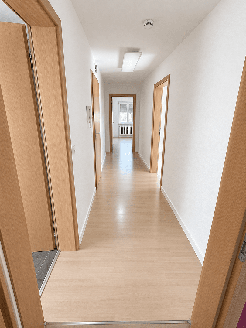 Prenájom bytu 3-izbový 90 m², Kasseler Straße 9, Reiskirchen, Hesensko Prenájom bytu 3-izbový 90 m², Kasseler Straße 9, Reiskirchen, Hesensko