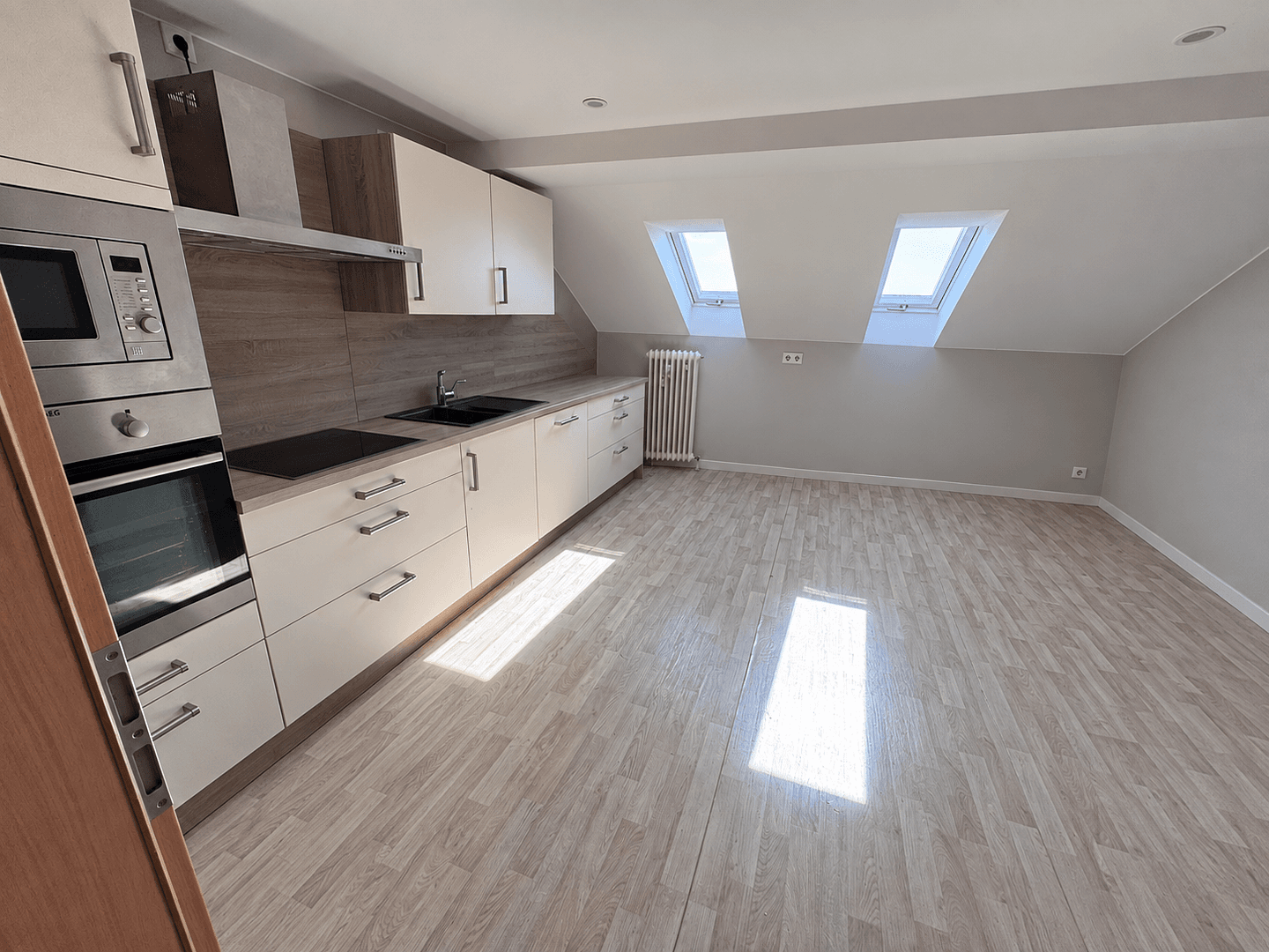 Prenájom bytu 3-izbový 90 m², Kasseler Straße 9, Reiskirchen, Hesensko Prenájom bytu 3-izbový 90 m², Kasseler Straße 9, Reiskirchen, Hesensko