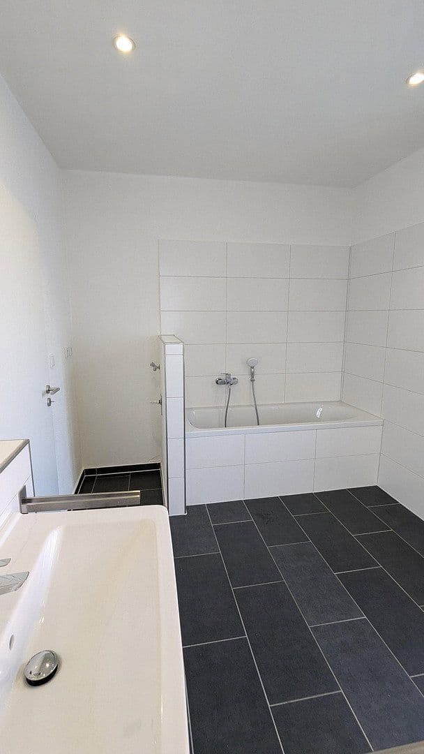 Predaj bytu 3-izbový 100 m², Schwabach, Bavorsko Predaj bytu 3-izbový 100 m², Schwabach, Bavorsko